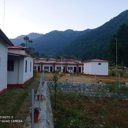 Rigveda Resort Barkot Esterno foto